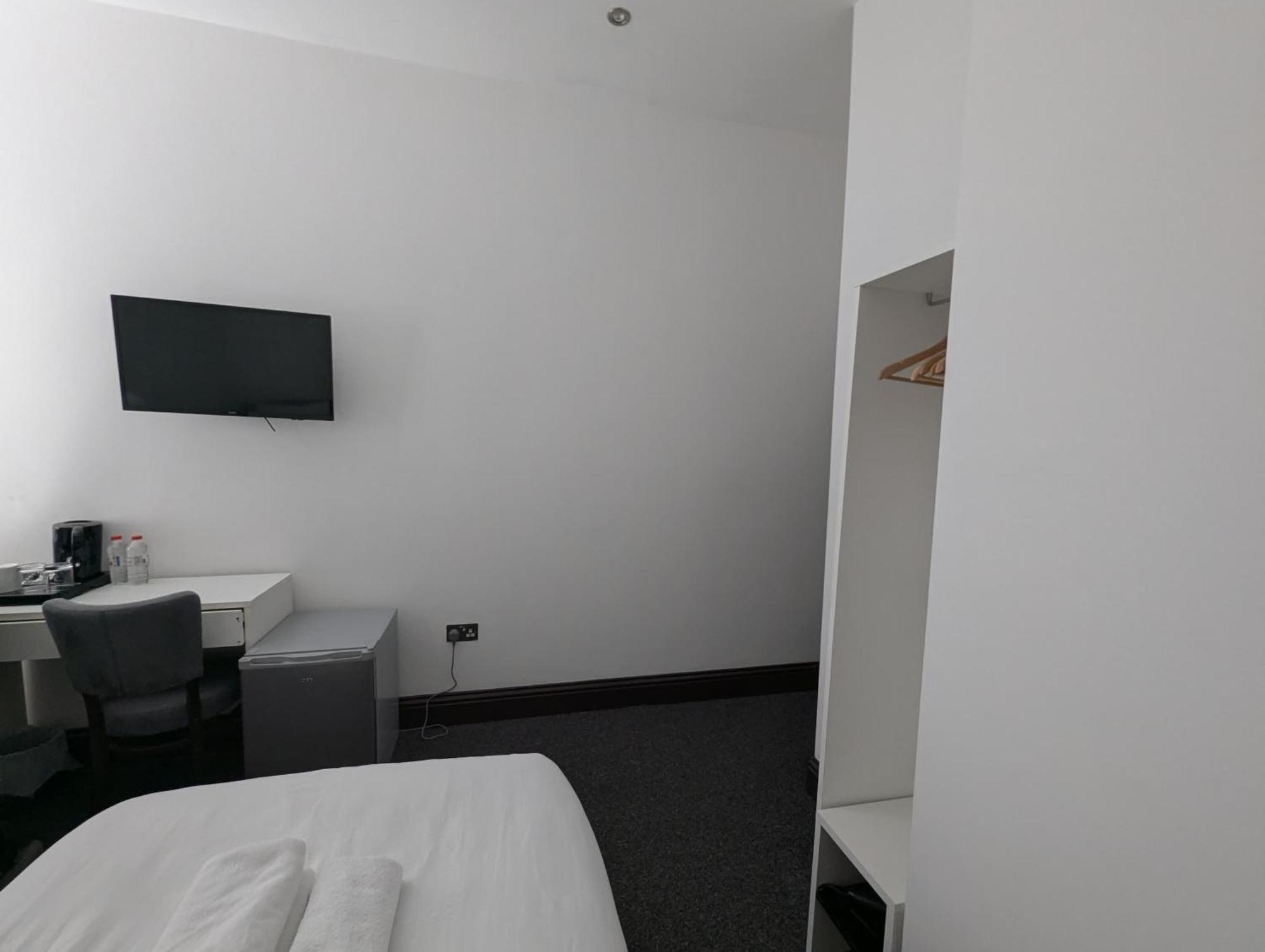 Oyo Firs Lodge London Heathrow Hounslow Exterior foto