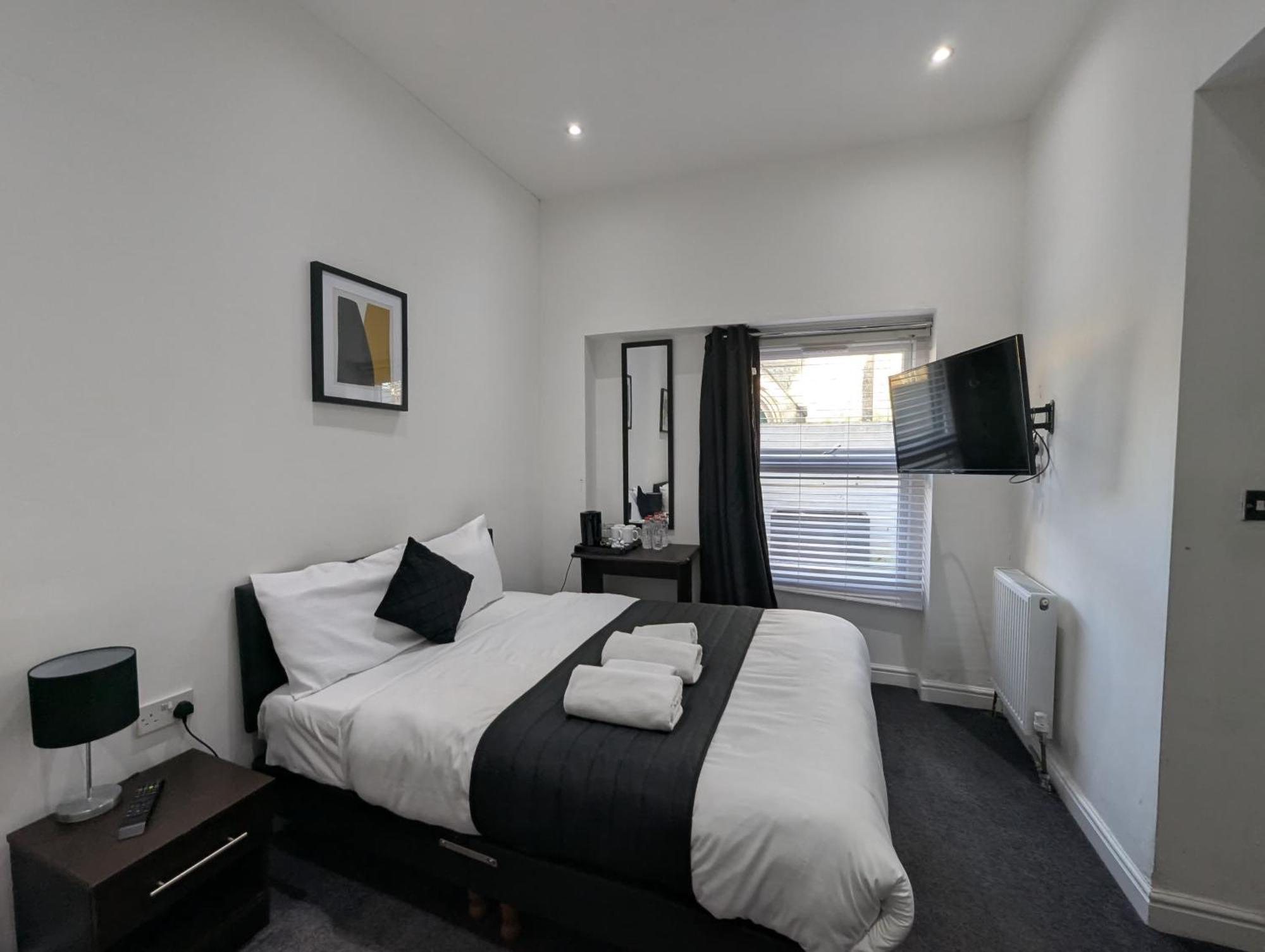 Oyo Firs Lodge London Heathrow Hounslow Exterior foto