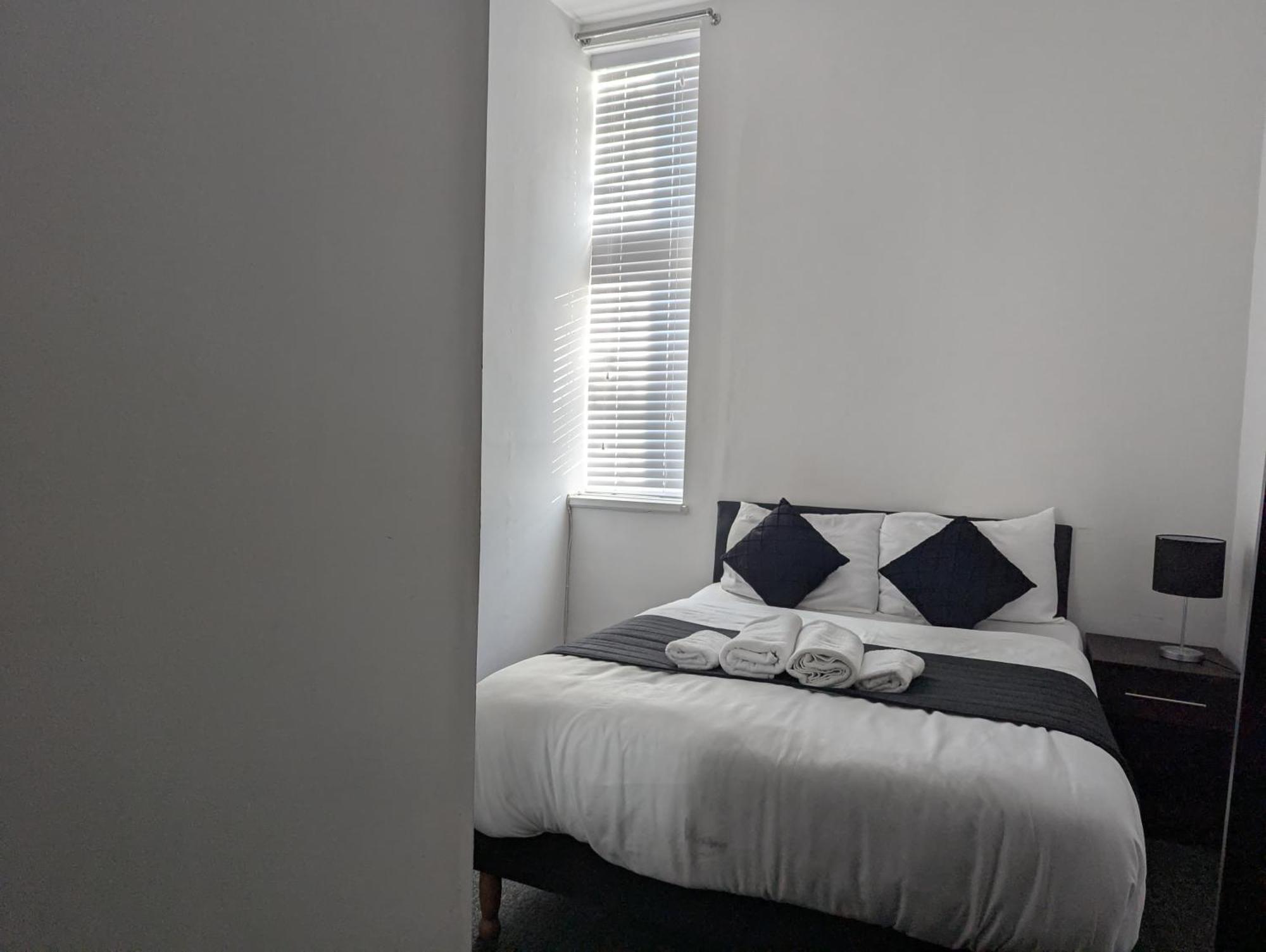 Oyo Firs Lodge London Heathrow Hounslow Exterior foto